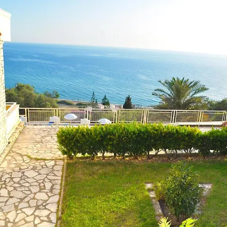 Beautiful Maria With Pool - Agios Gordios Beach, Corfu Apartment